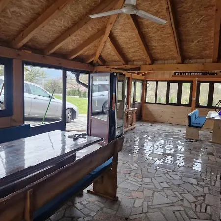 Prenociste Sara Apartament